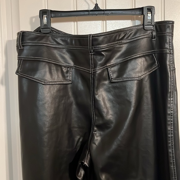 NWT Faux black leather pants with white stitching - Picture 4 of 12